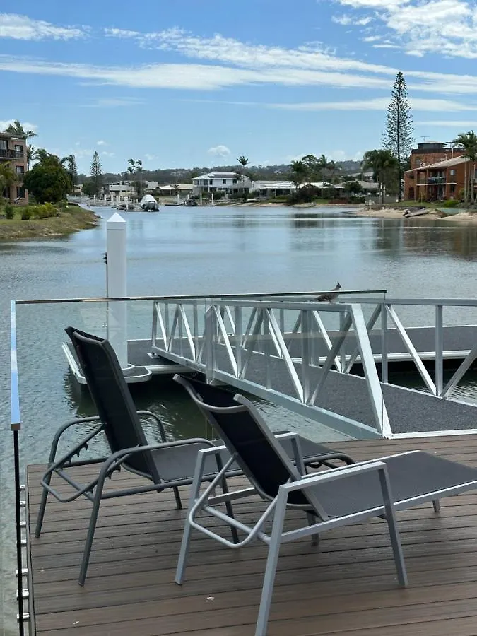 Resort Saltwater Villas - Pet Friendly Accommodation Mooloolaba