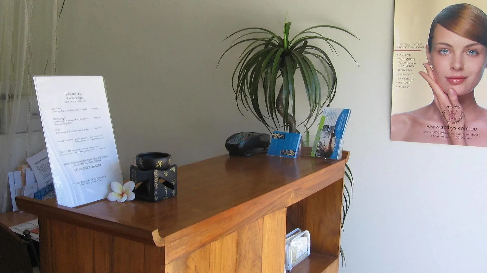 Resort Saltwater Villas - Pet Friendly Accommodation Mooloolaba