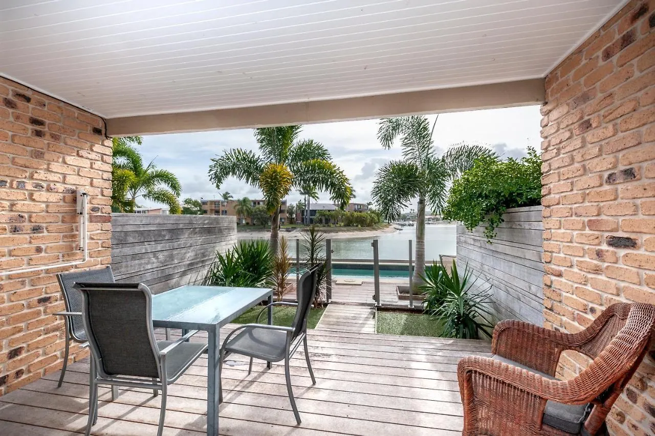 Resort Saltwater Villas - Pet Friendly Accommodation Mooloolaba