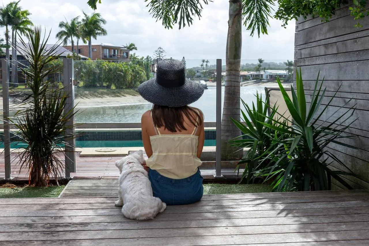 Saltwater Villas - Pet Friendly Accommodation Mooloolaba Resort